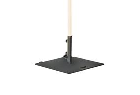 Frilagd produktbild på Daze parasollfot med svart lack