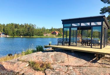 Med fristående uterum 15 m² får du stora möjligheter att inreda efter olika funktioner.