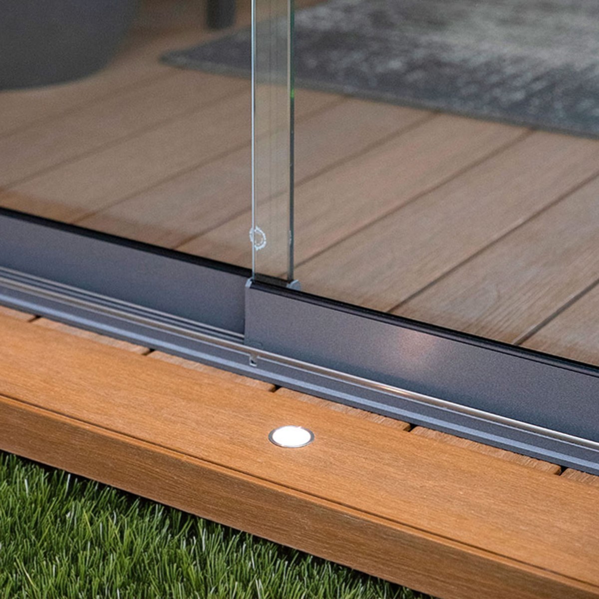 Sargbräda träkomposit Ultrashield® WPC